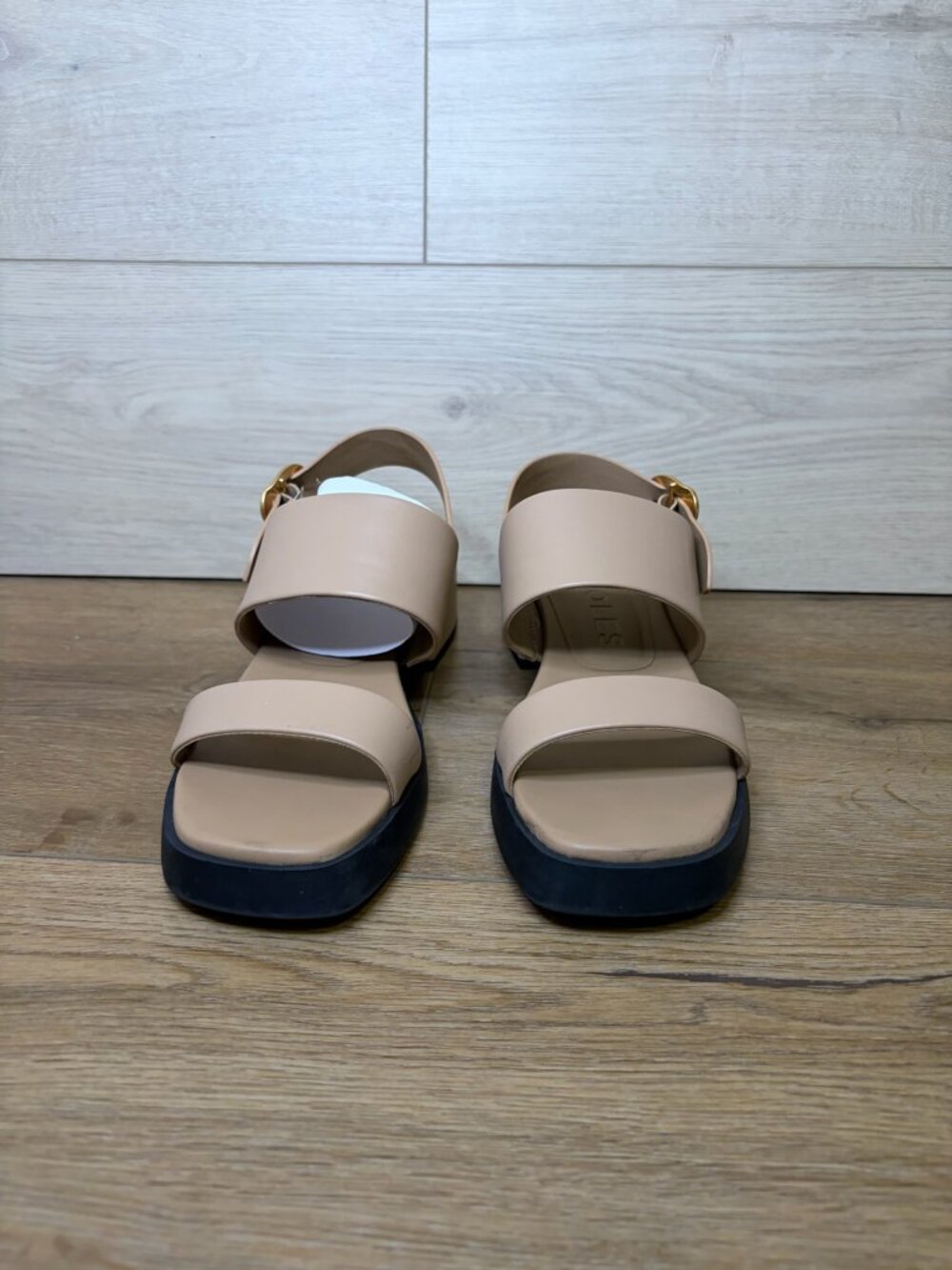 Aerosoles Dove Sandals Flats Beige Nude Size 8.5M